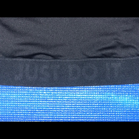 NIKE PRO TRAINING SPORTS BRA - Picture 3 of 5